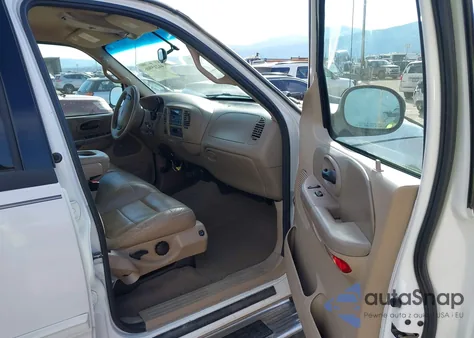 2002 Ford F-150 Lariat/Xlt from USA, damaged, VIN 1FTRW08L92KA75470